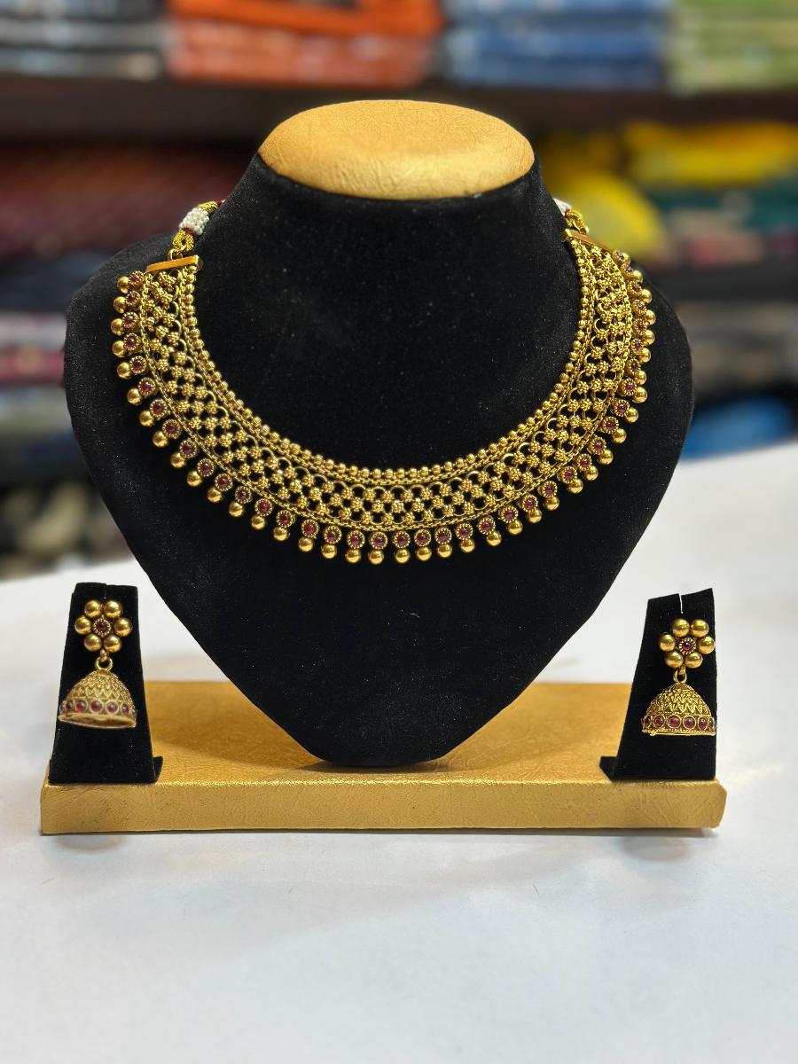 Ruby Choker Necklace 