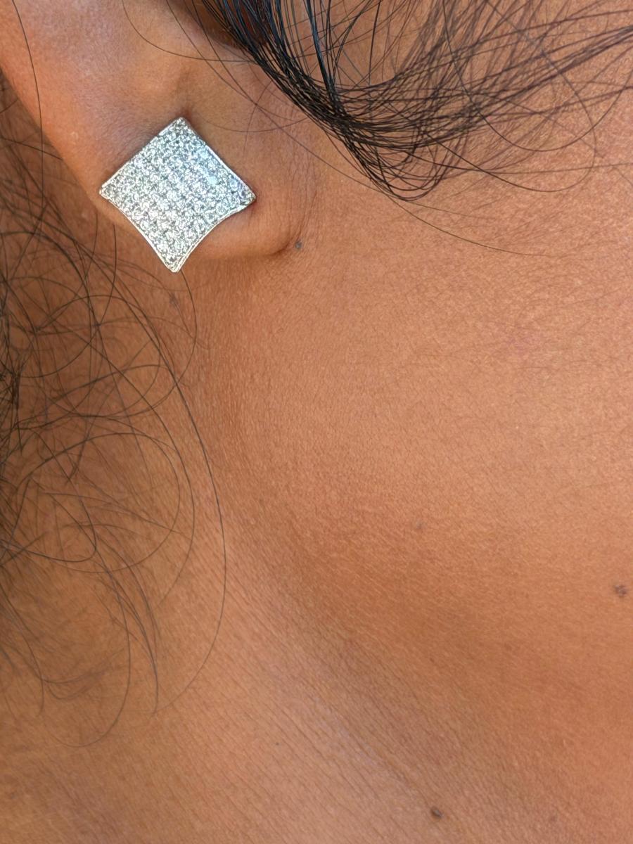 Silver Stud