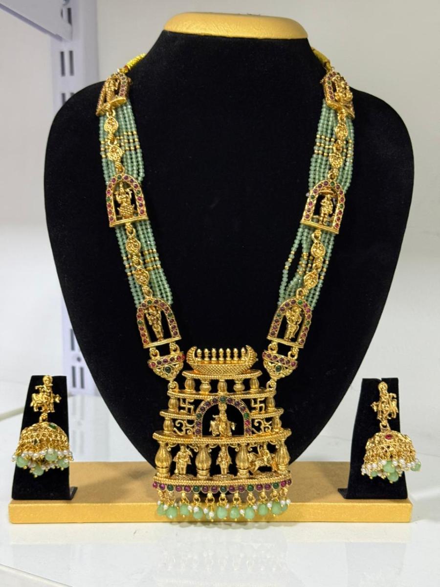 Temple Beaded Jewelery 