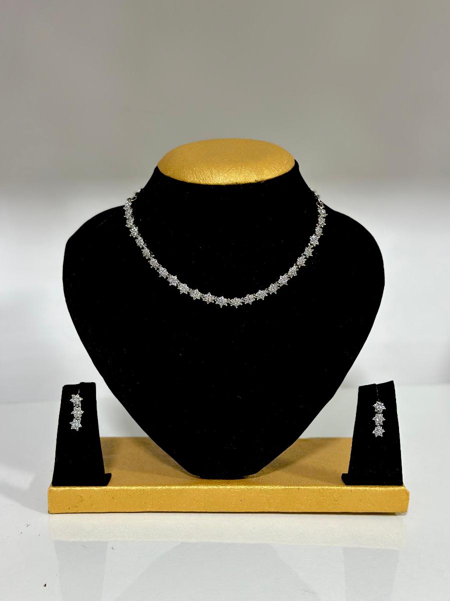 Trendy stone Necklace 