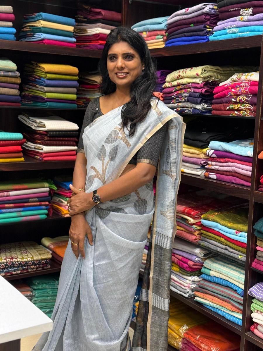 Chanderi Linen With Ready Wear Blouse 