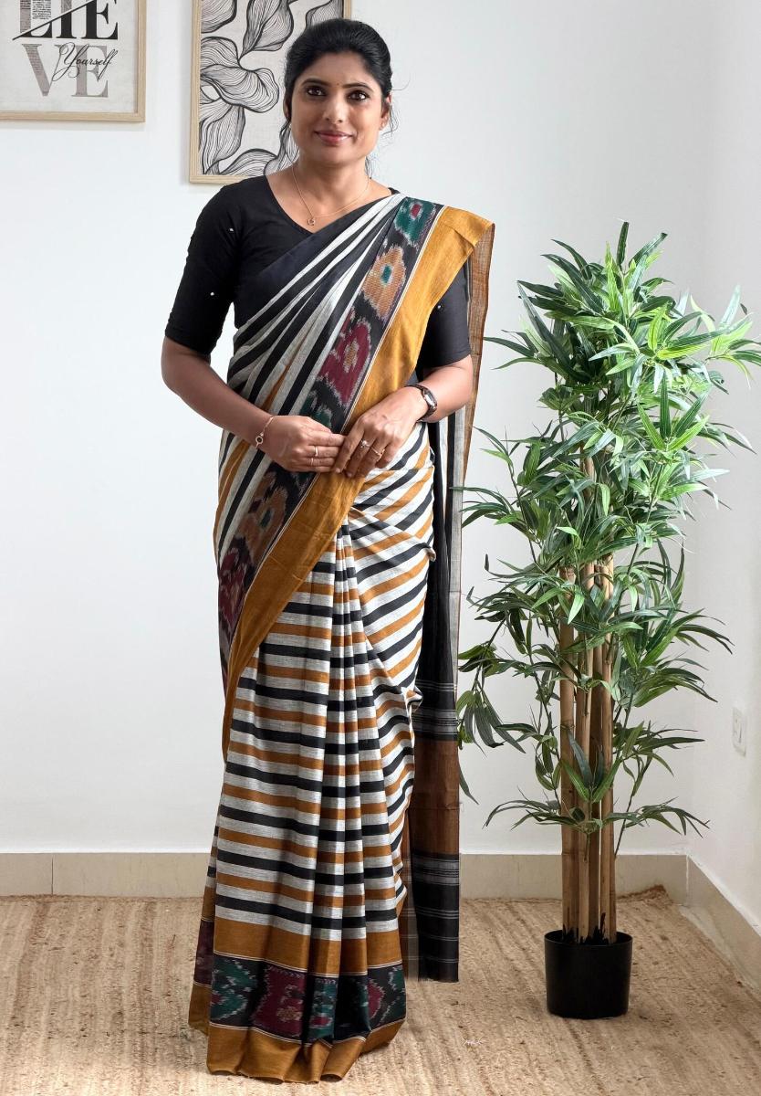 Handloom Cotton With Ready Wear Blouse