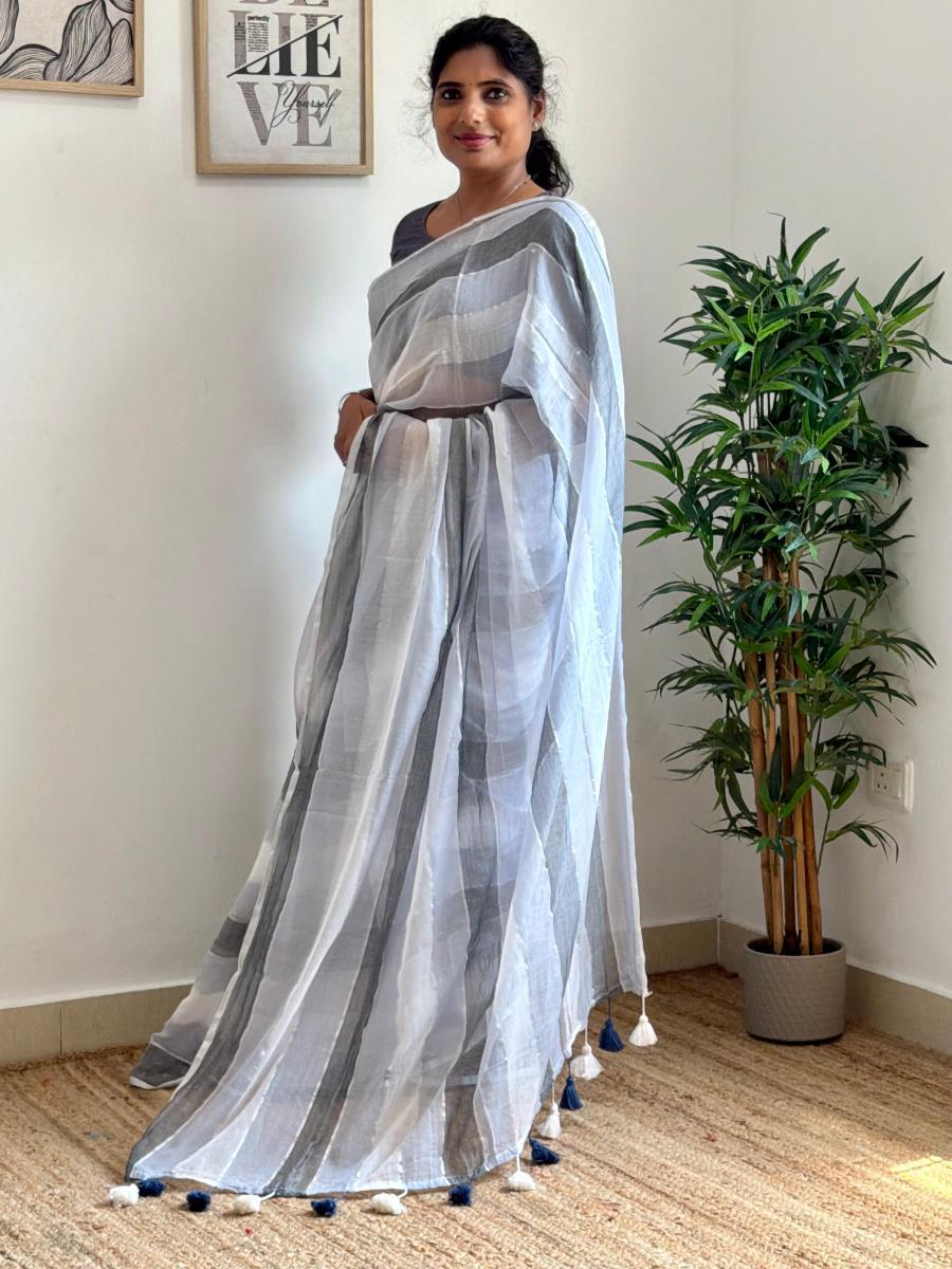 Mul Vanilla With Ready Wear Blouse 