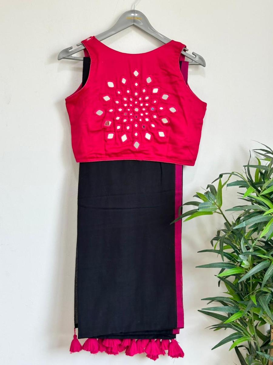 Mul Cotton With Ready Wear Blouse  