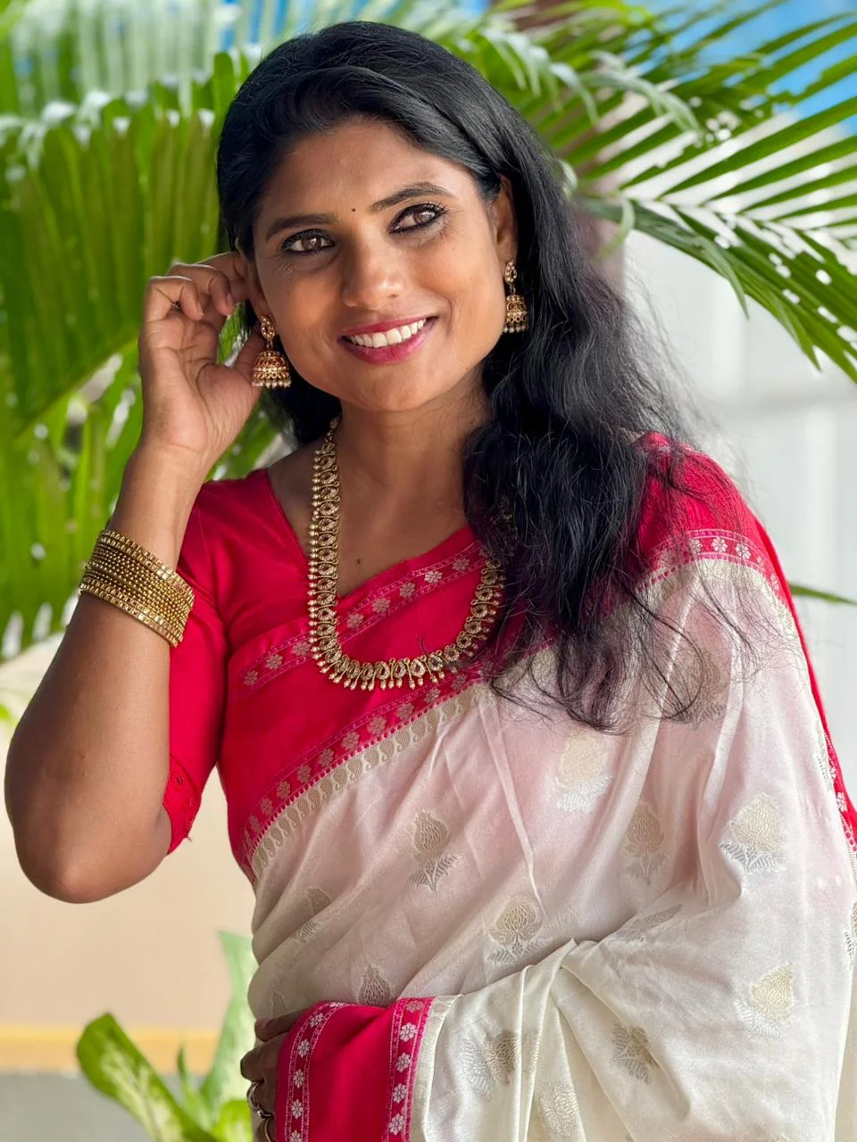 Banarasi Georgette With Ready Wear Blouse 