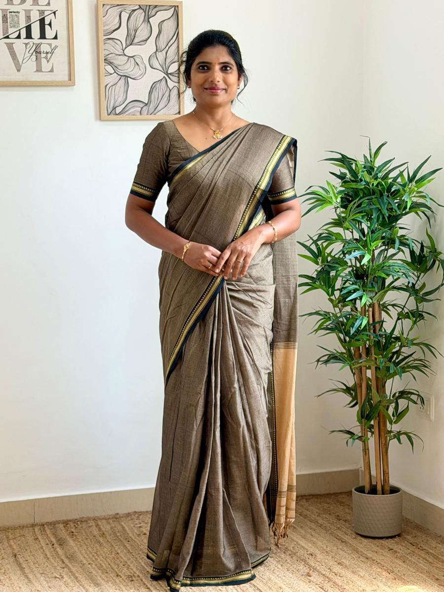 Narayanpet Cotton With Ready Wear Blouse 