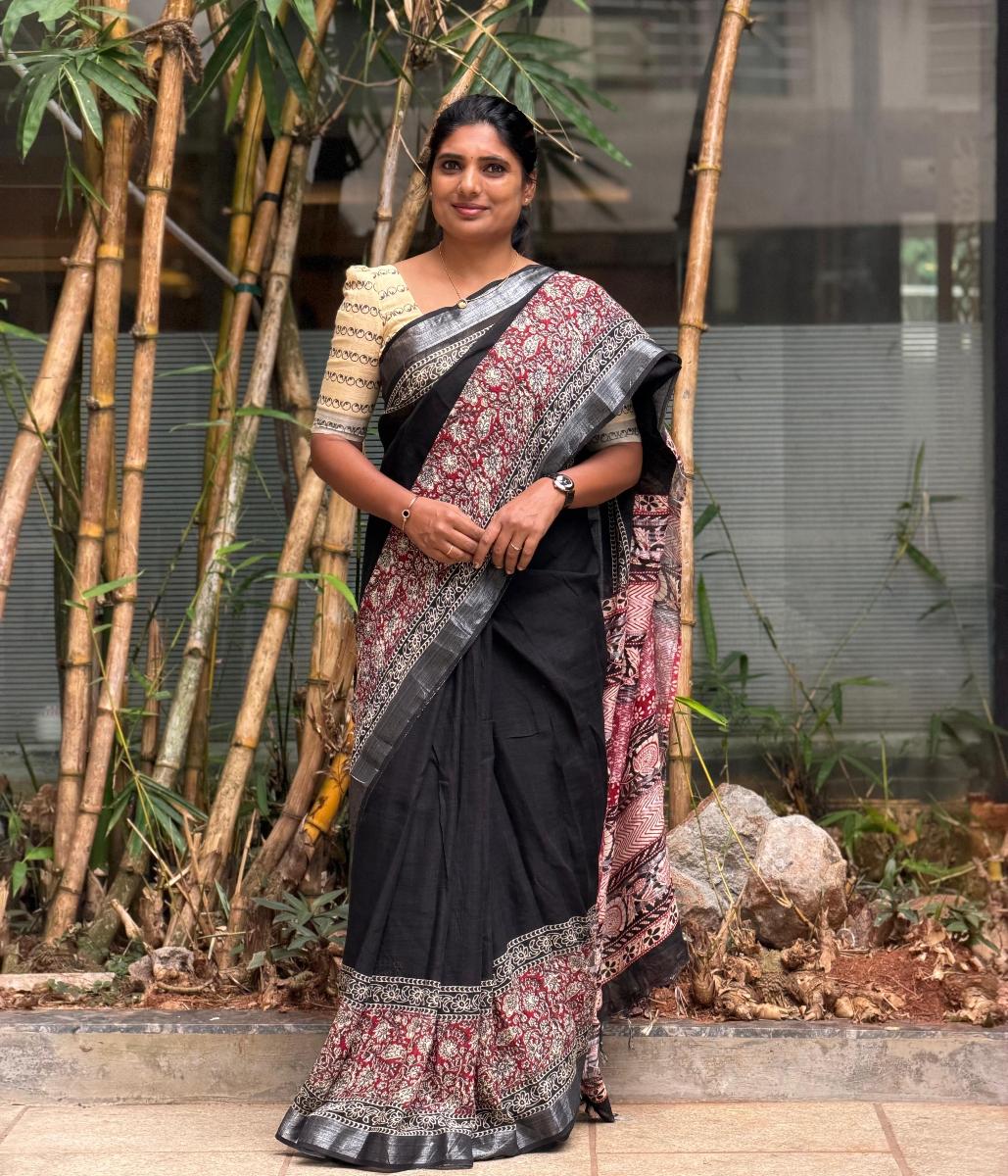 Mirchi Linen With Ready Wear Blouse