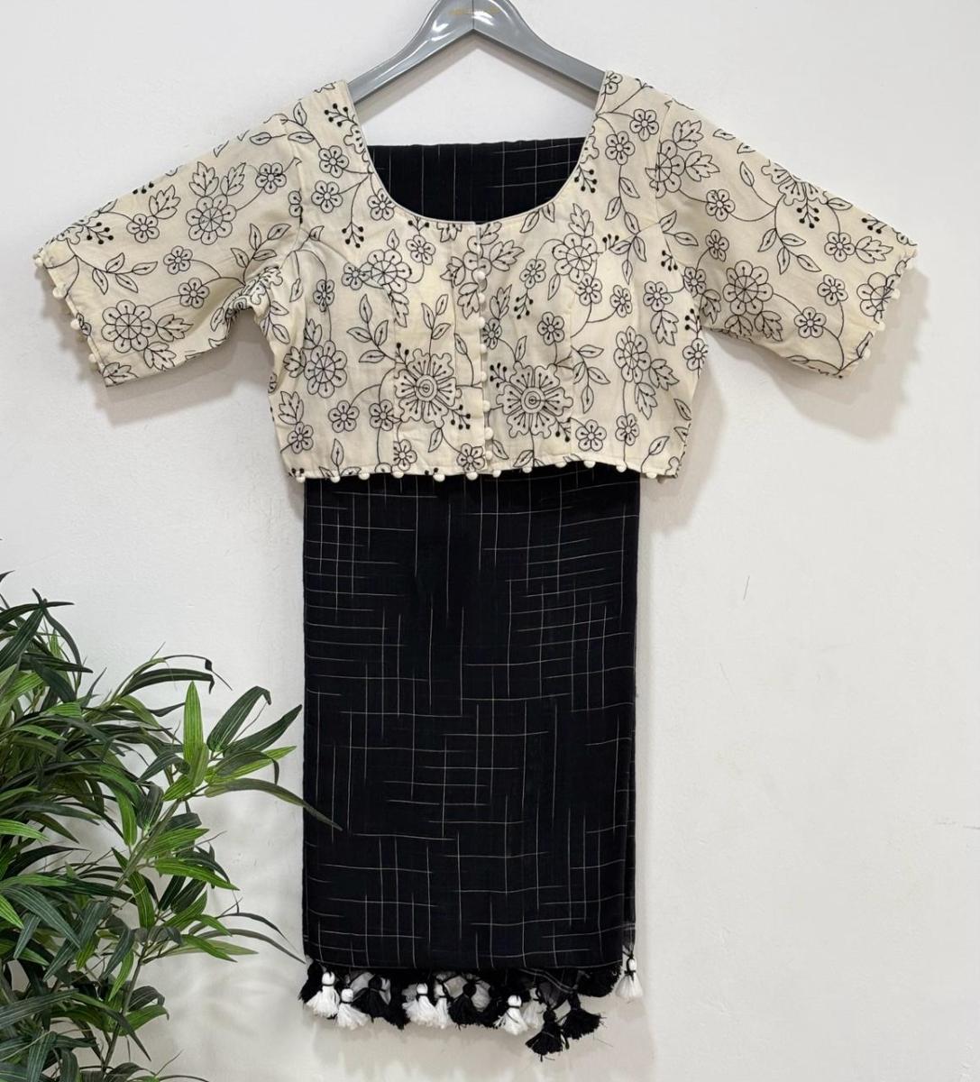 Chikku with Ready Wear Blouse 