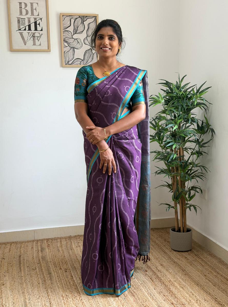 Maheswari Silk With Ready Wear Blouse