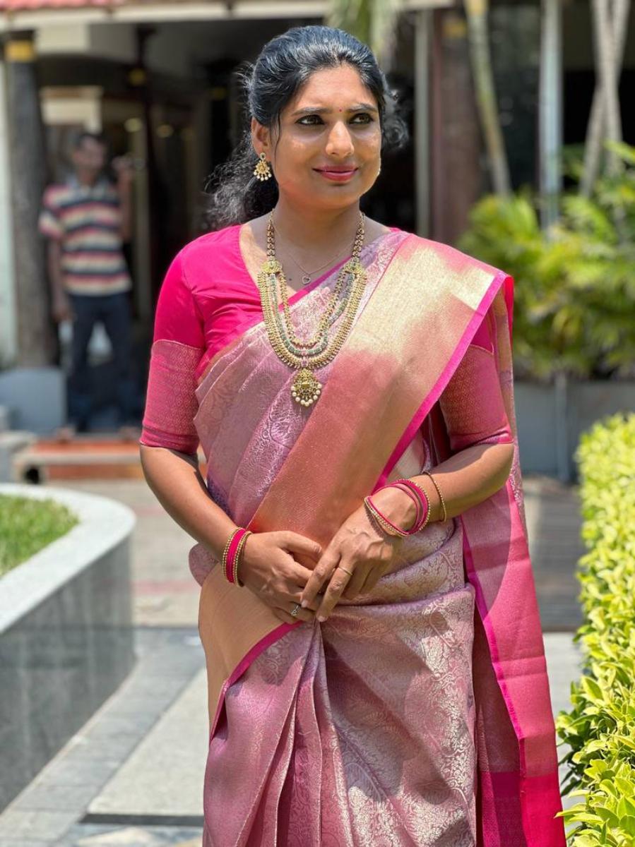 Tissue Banarasi With Ready Wear Blouse